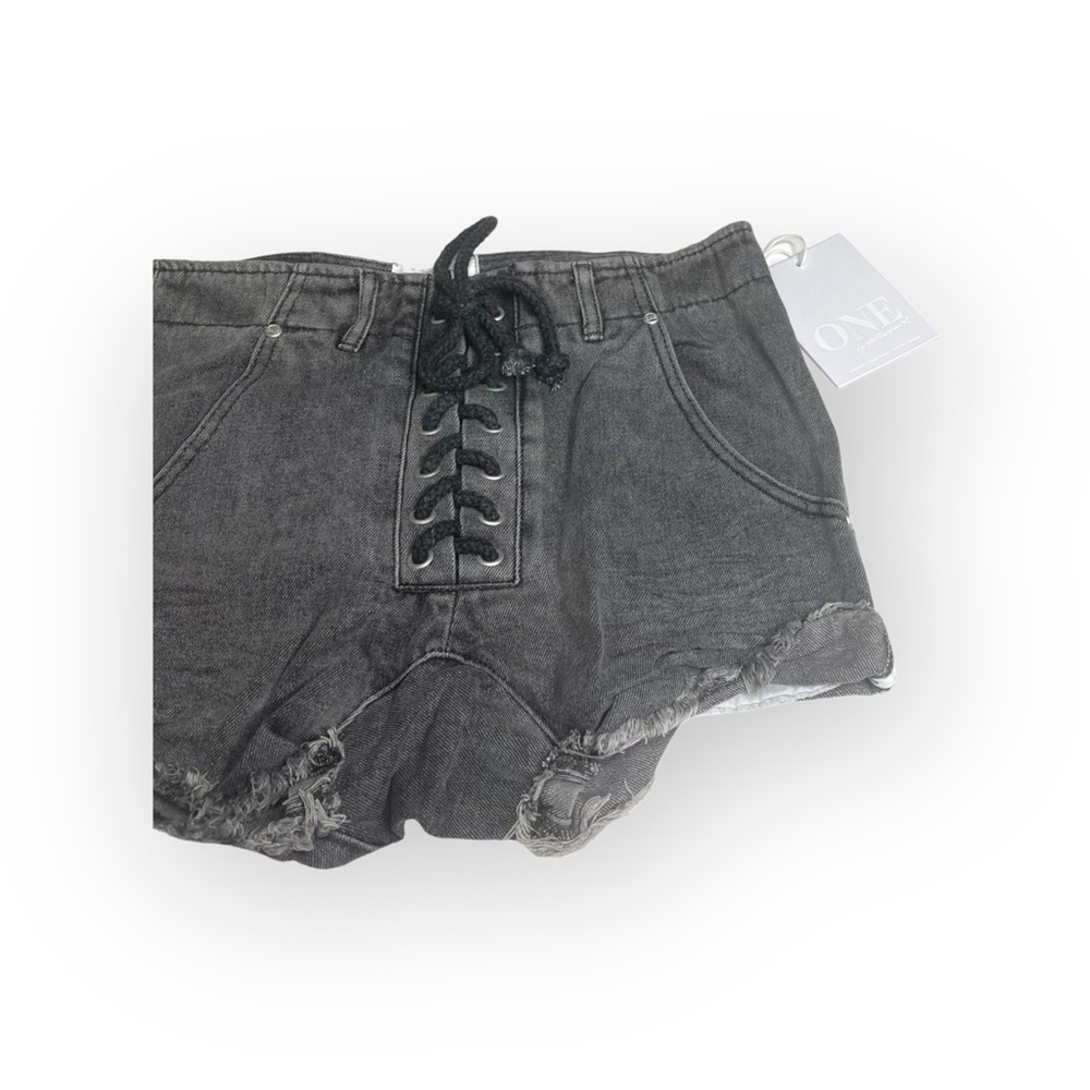 new One Teaspoon ♐︎ Superfreaks Lace Up Distressed Denim Shorts ♐︎ Phantom 24 - Picture 7 of 16